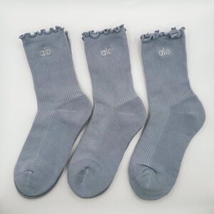 3 Pairs Alo Yoga Women's Lettuce Edge Sock M/L fits sizes 8 – 11 Gray